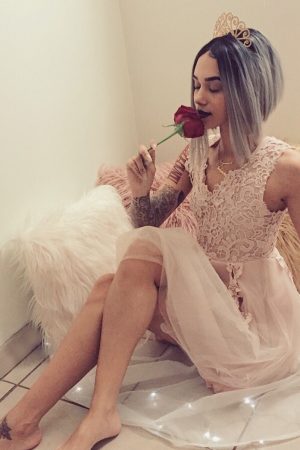 Léna - rencontre-Milf-Clermont-Ferrand