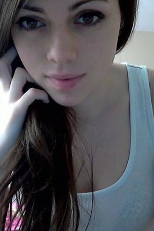 Léna - rencontre-Teen-Asnières-sur-Seine
