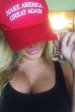 Quel mec vient me sucer toute, ce soir ? Élodine - rencontre-Teen-Champigny-sur-Marne