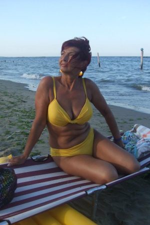 Envie de chaleur à Cagnes-sur-Mer Livia - rencontre-Cougar-Cagnes-sur-Mer