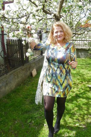 Monique - rencontre-Cougar-Châlons-en-Champagne
