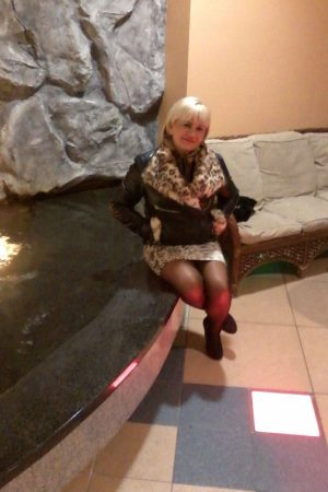 Leila - rencontre-Cougar-Istres