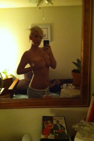 Elodie - rencontre-Milf-Saint-Priest