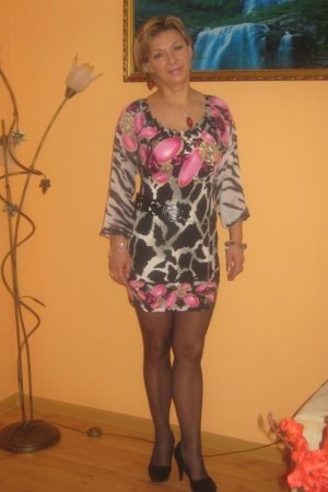 Chloé - rencontre-MILF-Grenoble