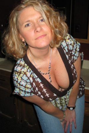 Juliette - rencontre-Milf-Sainte-Geneviève-des-Bois
