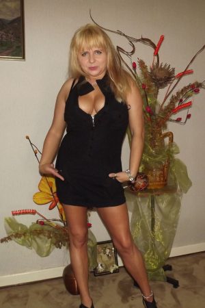 Laura - rencontre-Libertine-Nîmes