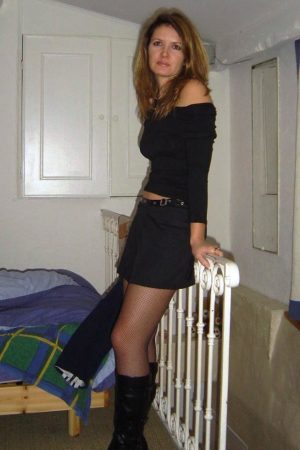 Mon corps réclame des plaisirs partagés Léonie - rencontre-Milf-Dijon